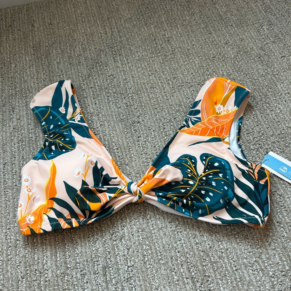 NWT CUTE Bust enhancing CUPSHE Bikini top. Cute tropical bikini with wide straps - Picture 3 of 8